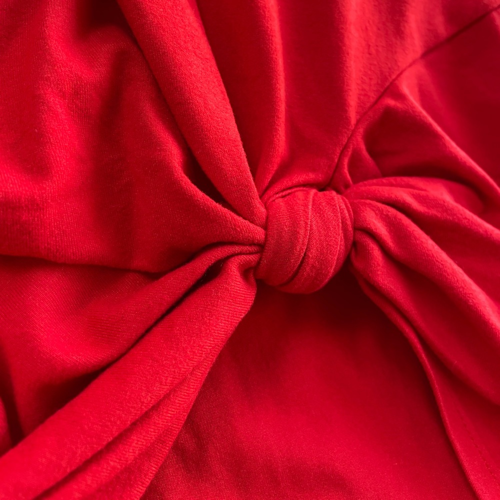 Lane Bryant Solid Red Twist Knot High-Low Short Sleeve Top Size 26/28 (4X) - Picture 6 of 8